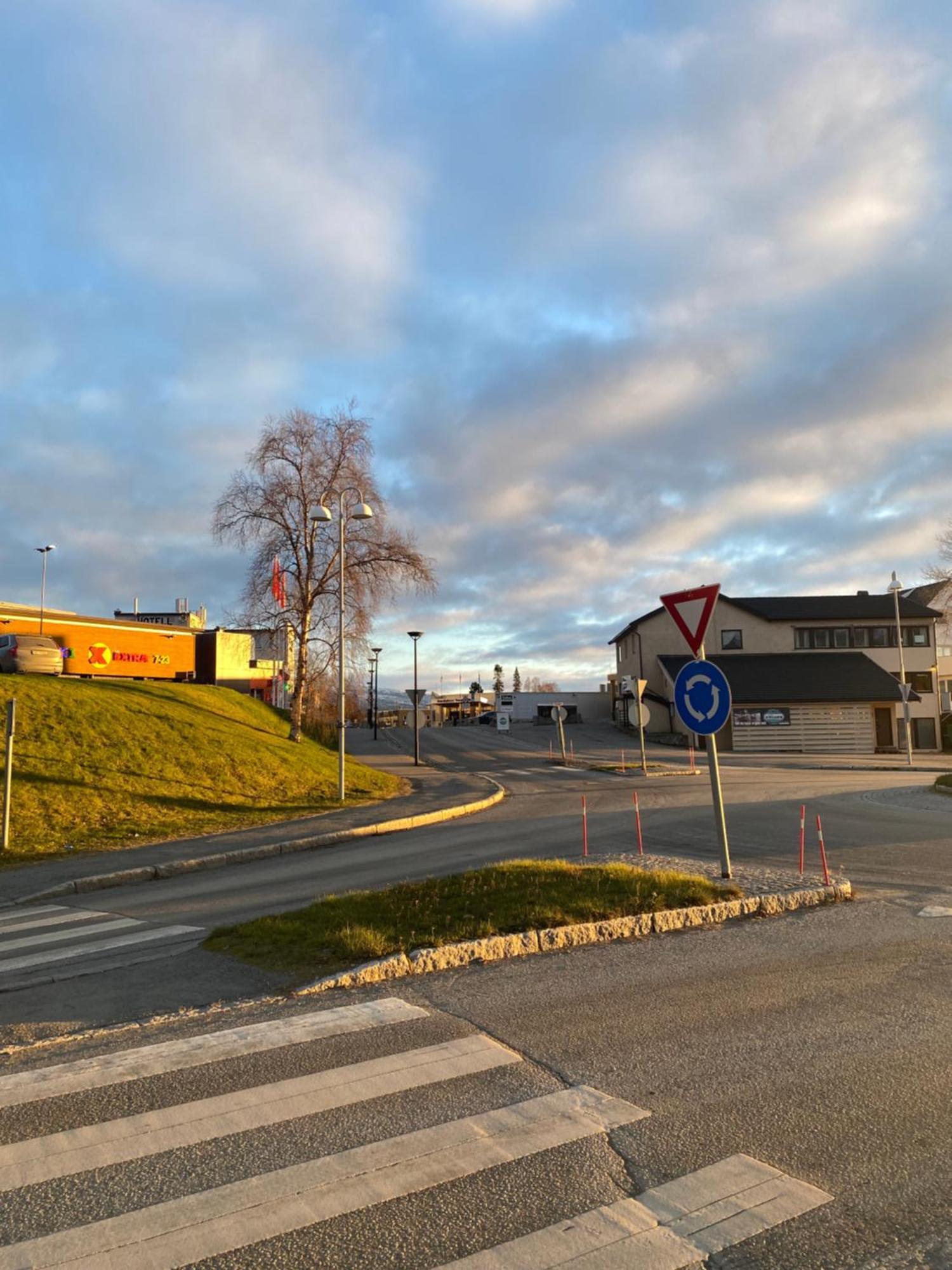 Bardufoss Hotel Exterior foto